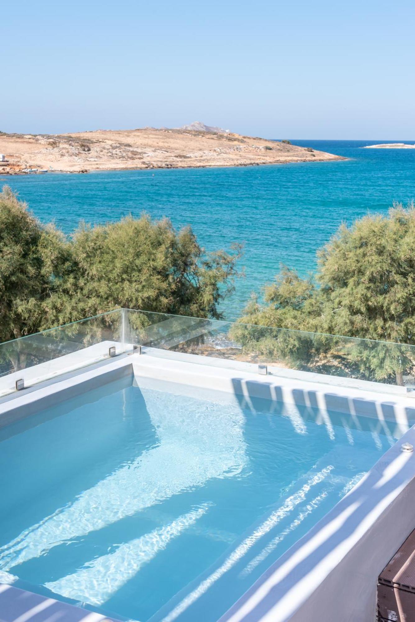 Paros Comfy Suites 纳乌萨 外观 照片